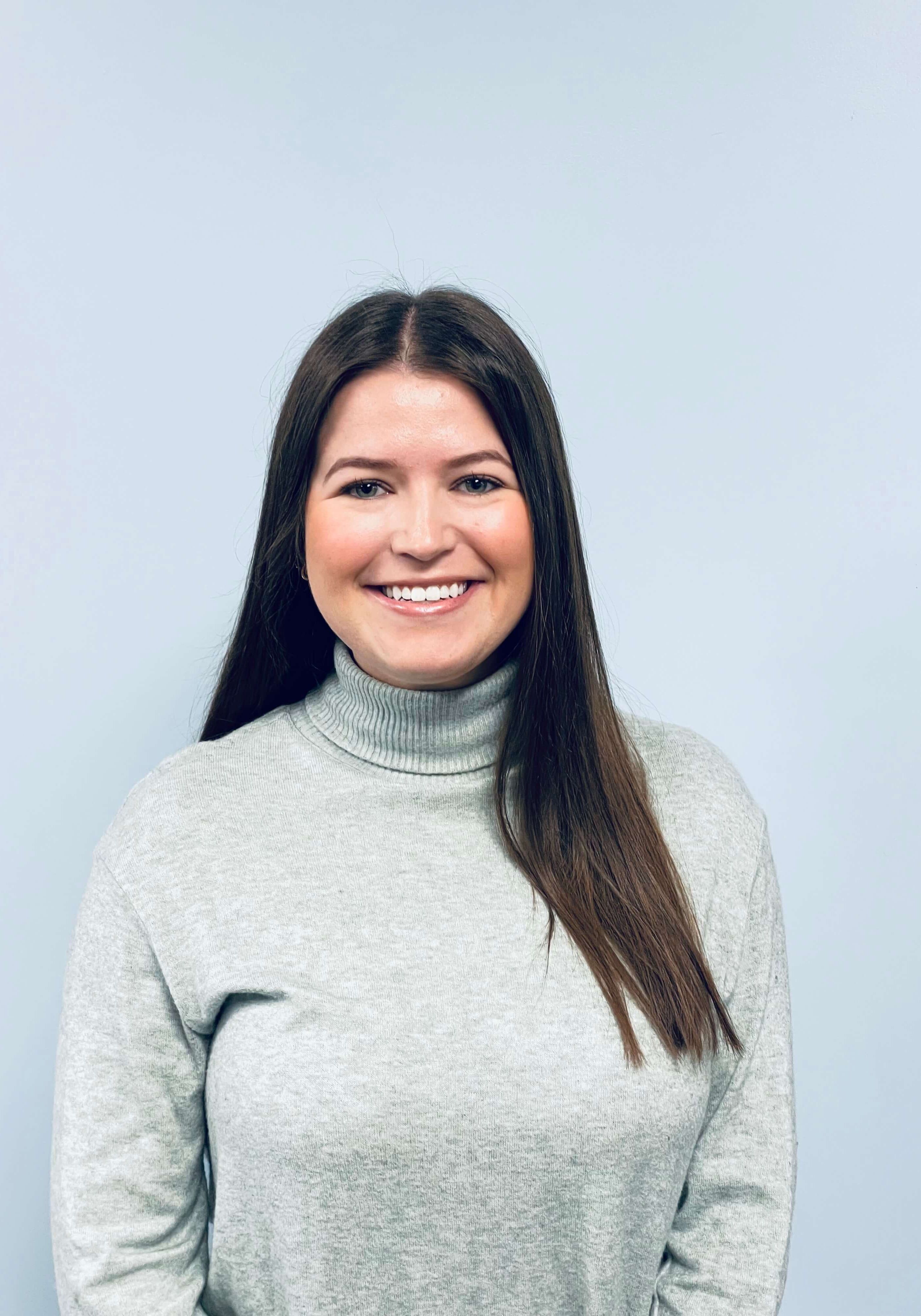 Emma Pedraza headshots